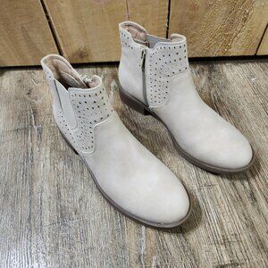 Kim Rogers Layden boots  size 8.5 M  NEW